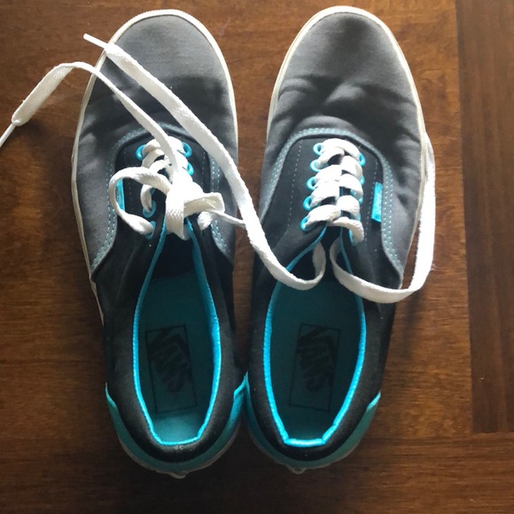 grey vans with blue laces